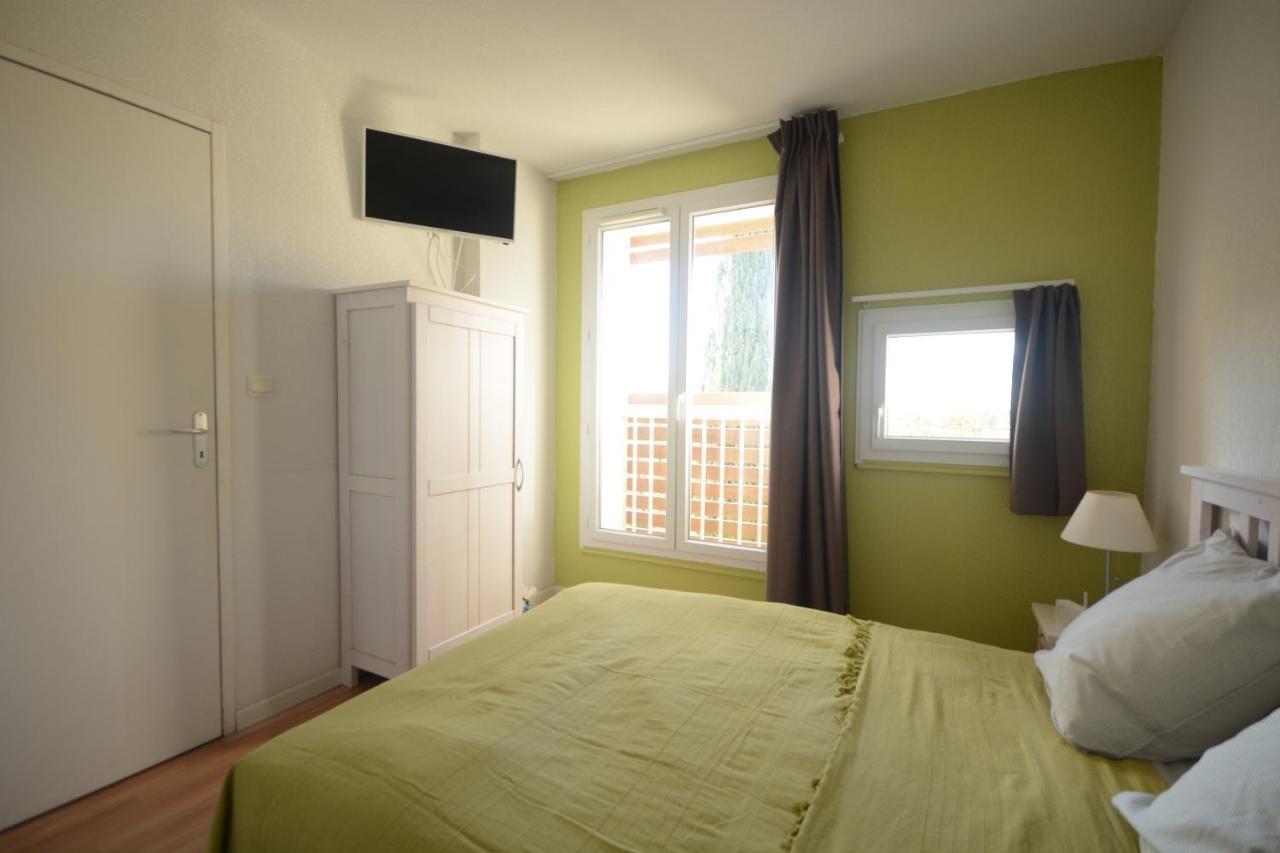 Appartement Plage Piscine Et Tennis Inclus La Londe-les-Maures Exterior photo